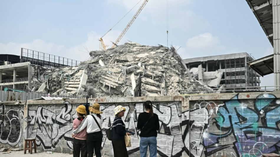Terremoto surpreende turistas na Tailândia, em meio a gritos de pânico